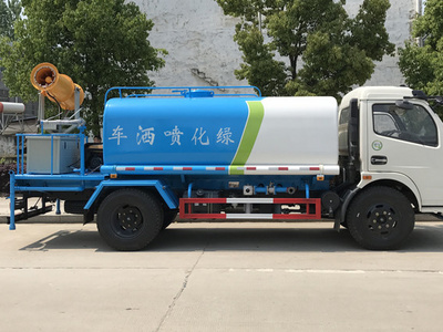 东风福瑞卡洒水车